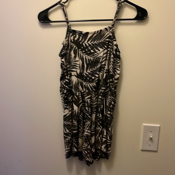 H&M girls fern design romper Size 9-10Y - Picture 3 of 7